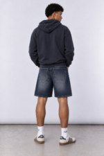 Bermuda Jean Mom Baggy Laser con Bigotes negro