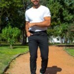 Jean Semi Elastizado Celso Negro