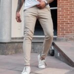 Pantalón Chino Slim Fit Kaqui