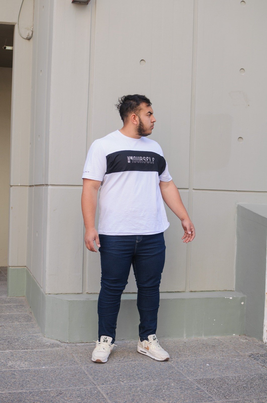 1298ad4b-ac05-430f-bfa8-7264f8cfcbbc Extra Plus Jean Semi Elastizado Celso Azul Liso - Imagen 1