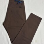 Pantalón Chino Chocolate Semi Gabardina Elastizada