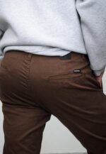 Chino Chocolate Semi Clásico - Imagen 4